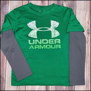 Boys size 7 green under armour shirt